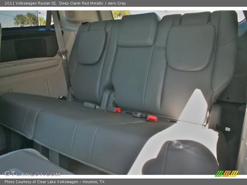 Deep Claret Red Metallic / Aero Gray 2011 Volkswagen Routan SE