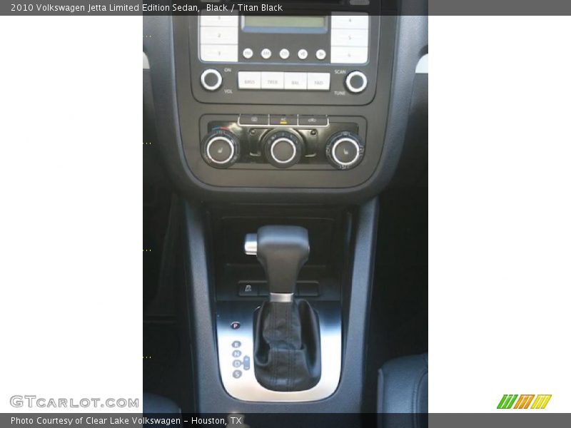 Black / Titan Black 2010 Volkswagen Jetta Limited Edition Sedan