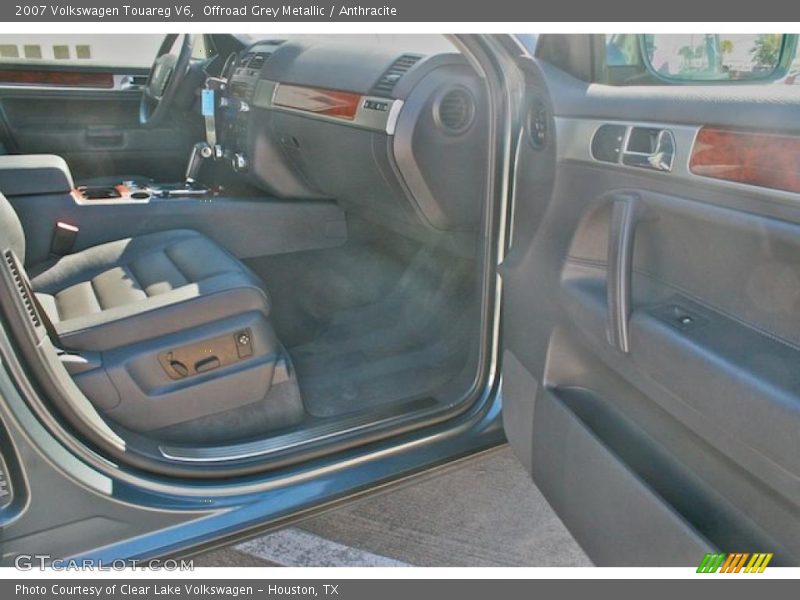 Offroad Grey Metallic / Anthracite 2007 Volkswagen Touareg V6