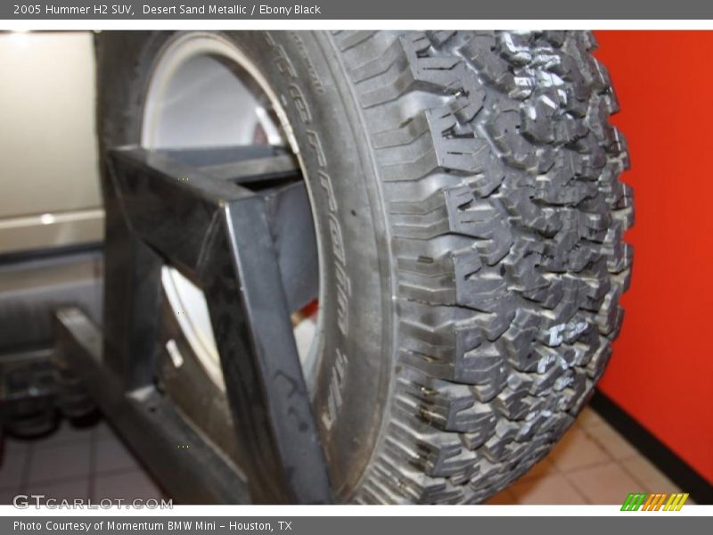 Desert Sand Metallic / Ebony Black 2005 Hummer H2 SUV