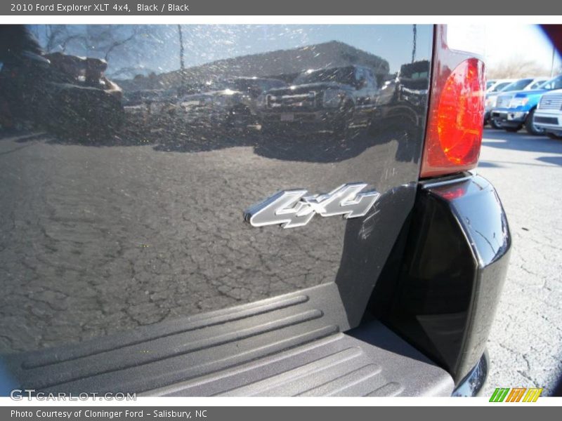 Black / Black 2010 Ford Explorer XLT 4x4