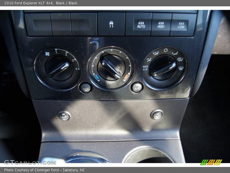 Black / Black 2010 Ford Explorer XLT 4x4