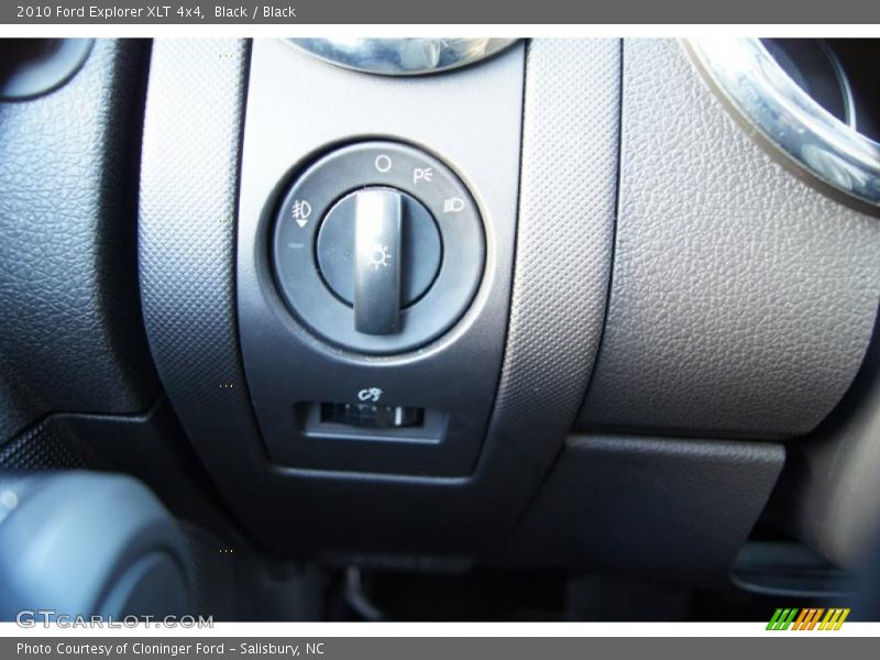 Black / Black 2010 Ford Explorer XLT 4x4