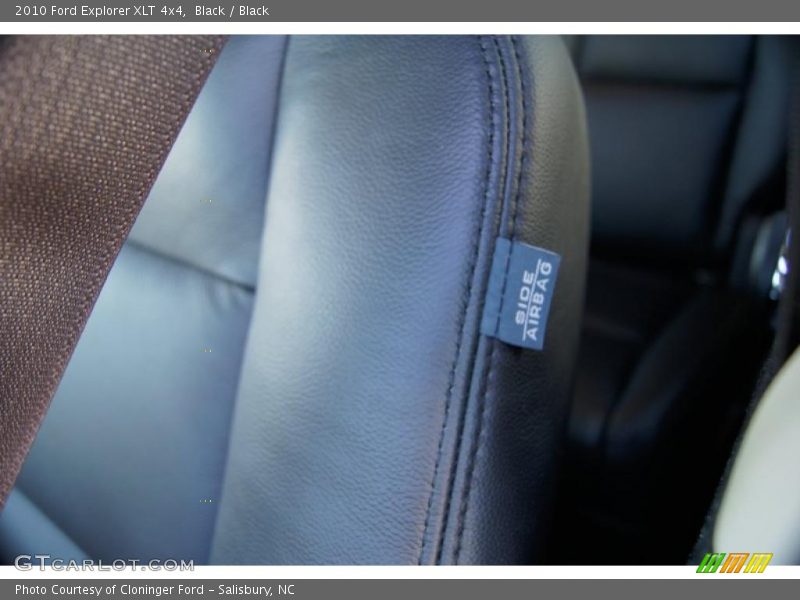 Black / Black 2010 Ford Explorer XLT 4x4