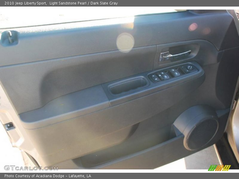 Light Sandstone Pearl / Dark Slate Gray 2010 Jeep Liberty Sport