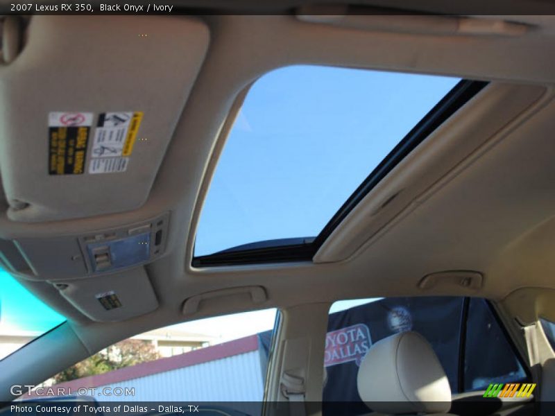 Black Onyx / Ivory 2007 Lexus RX 350