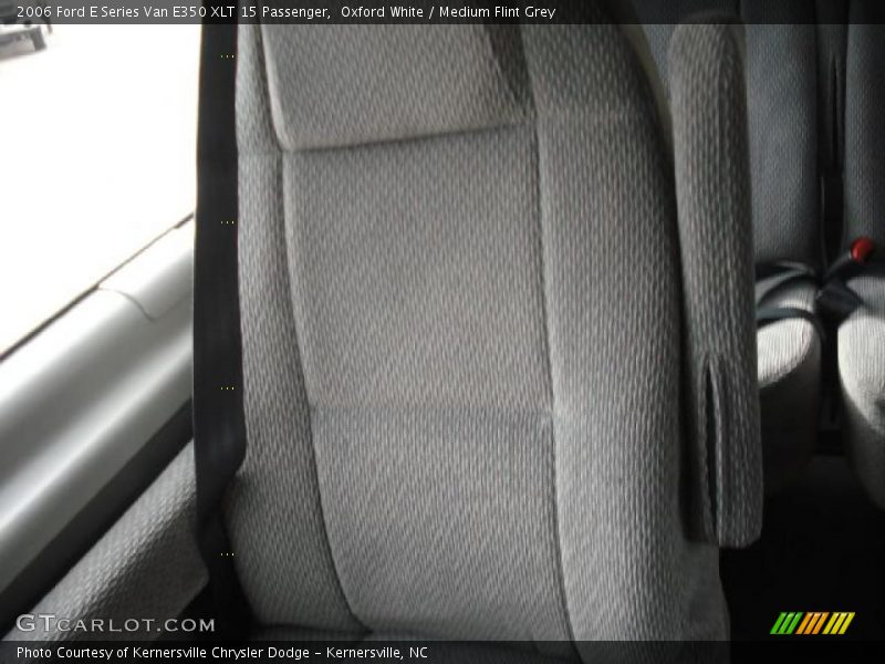 Oxford White / Medium Flint Grey 2006 Ford E Series Van E350 XLT 15 Passenger