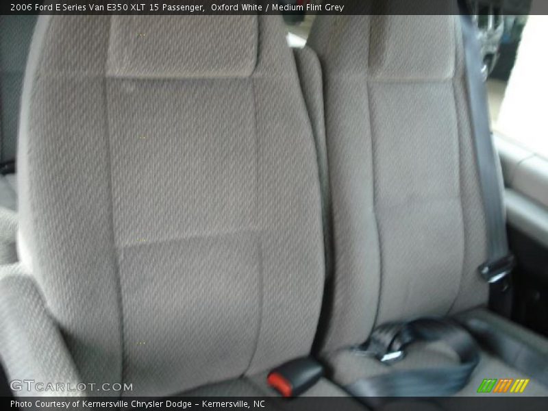 Oxford White / Medium Flint Grey 2006 Ford E Series Van E350 XLT 15 Passenger