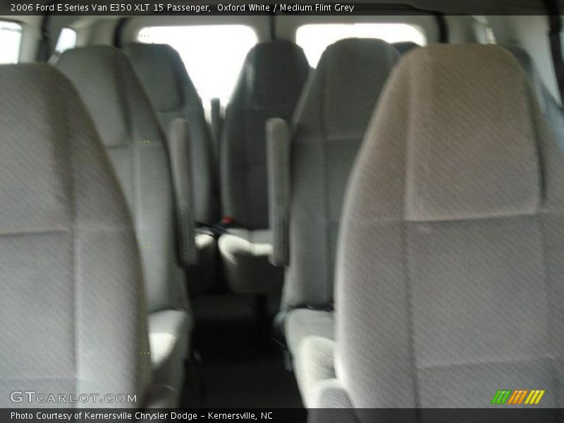 Oxford White / Medium Flint Grey 2006 Ford E Series Van E350 XLT 15 Passenger