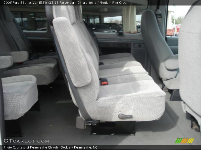  2006 E Series Van E350 XLT 15 Passenger Medium Flint Grey Interior