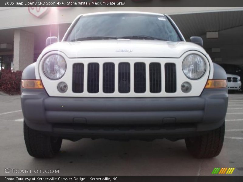 Stone White / Medium Slate Gray 2005 Jeep Liberty CRD Sport 4x4