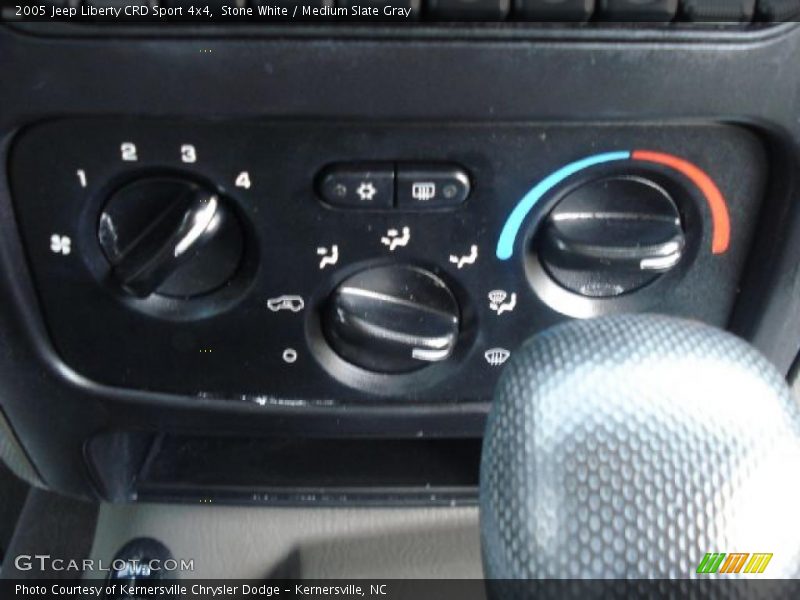 Stone White / Medium Slate Gray 2005 Jeep Liberty CRD Sport 4x4
