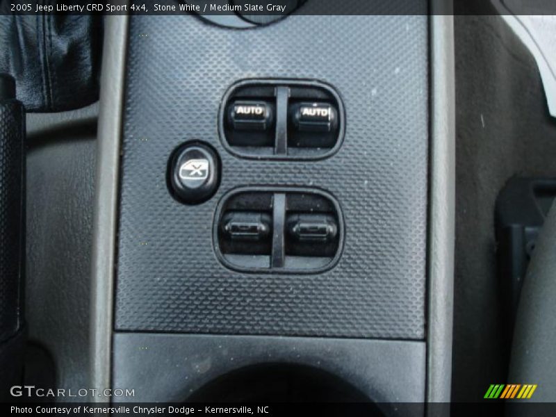 Stone White / Medium Slate Gray 2005 Jeep Liberty CRD Sport 4x4
