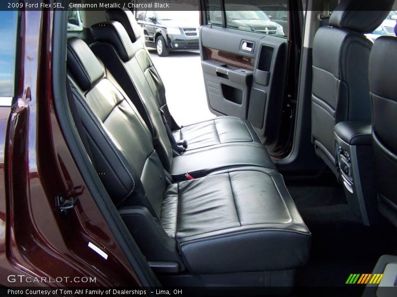 Cinnamon Metallic / Charcoal Black 2009 Ford Flex SEL