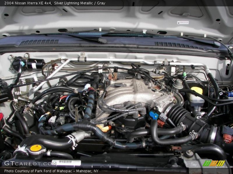 Silver Lightning Metallic / Gray 2004 Nissan Xterra XE 4x4