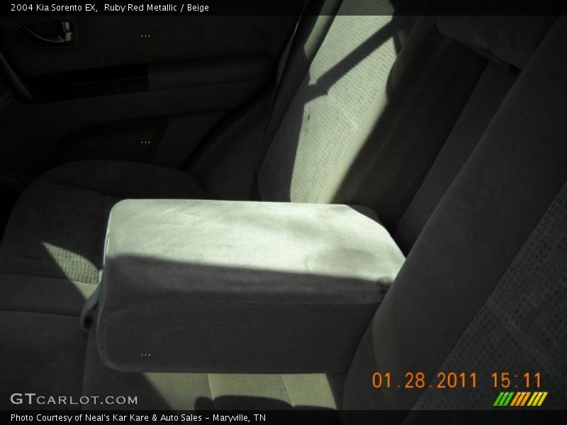 Ruby Red Metallic / Beige 2004 Kia Sorento EX