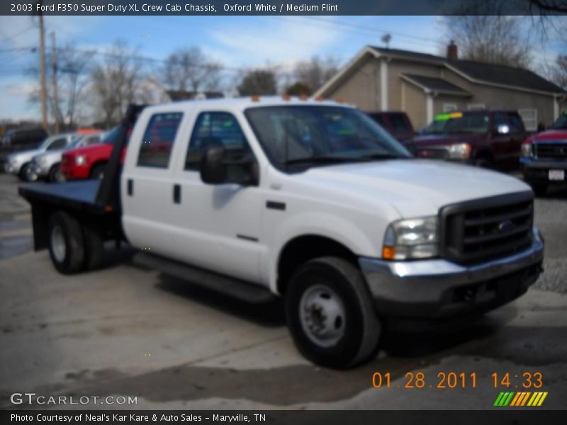 Oxford White / Medium Flint 2003 Ford F350 Super Duty XL Crew Cab Chassis