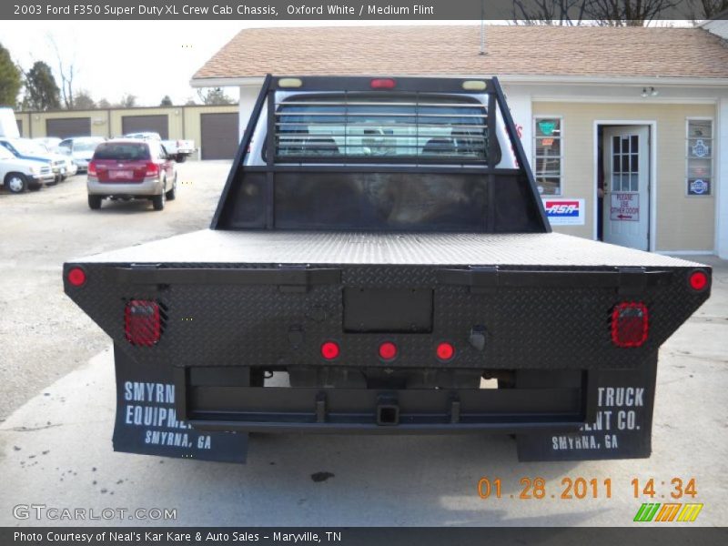 Oxford White / Medium Flint 2003 Ford F350 Super Duty XL Crew Cab Chassis
