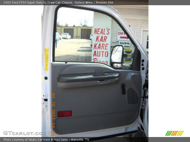 Oxford White / Medium Flint 2003 Ford F350 Super Duty XL Crew Cab Chassis