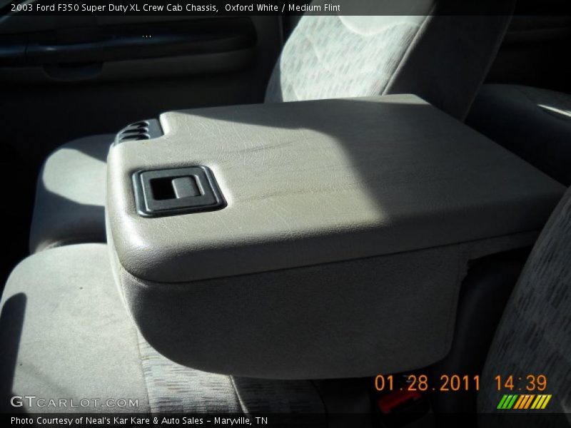 Oxford White / Medium Flint 2003 Ford F350 Super Duty XL Crew Cab Chassis