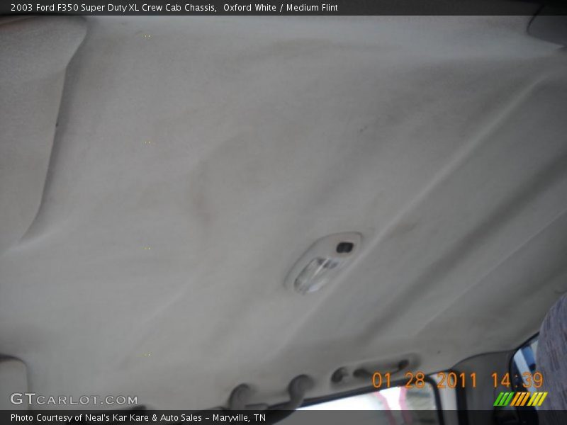 Oxford White / Medium Flint 2003 Ford F350 Super Duty XL Crew Cab Chassis