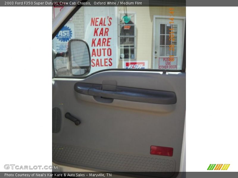 Oxford White / Medium Flint 2003 Ford F350 Super Duty XL Crew Cab Chassis