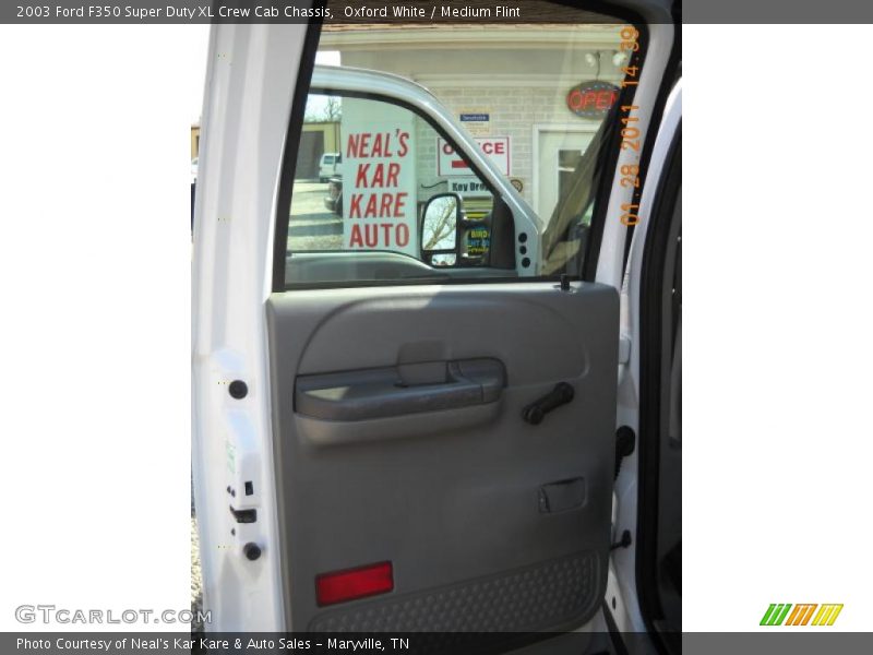 Oxford White / Medium Flint 2003 Ford F350 Super Duty XL Crew Cab Chassis