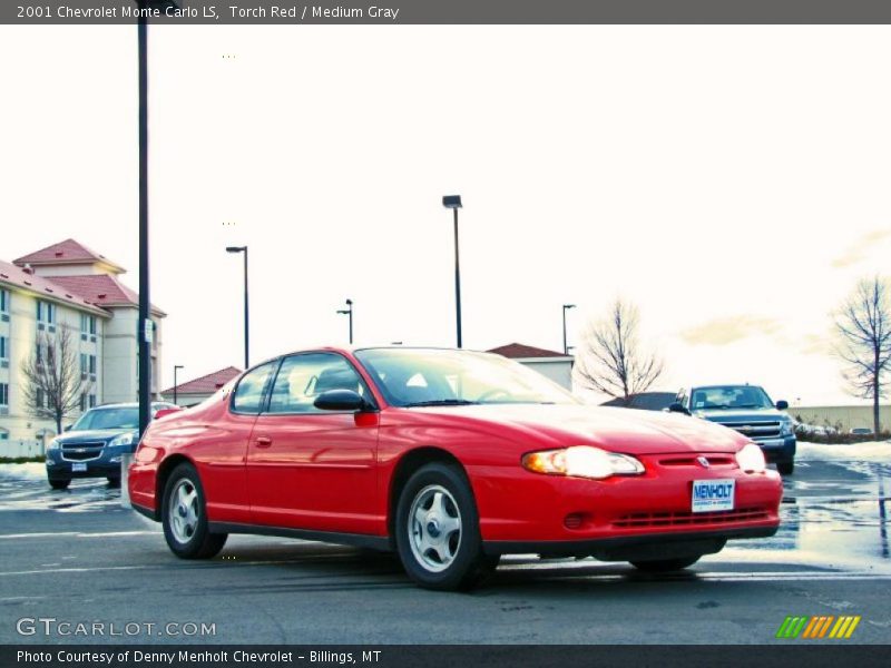 Front 3/4 View of 2001 Monte Carlo LS
