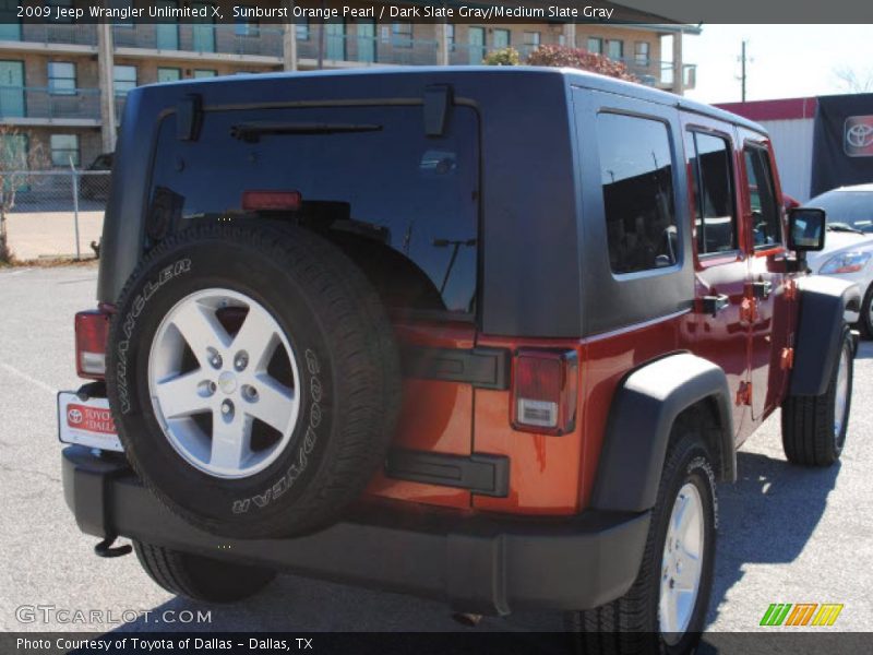 Sunburst Orange Pearl / Dark Slate Gray/Medium Slate Gray 2009 Jeep Wrangler Unlimited X