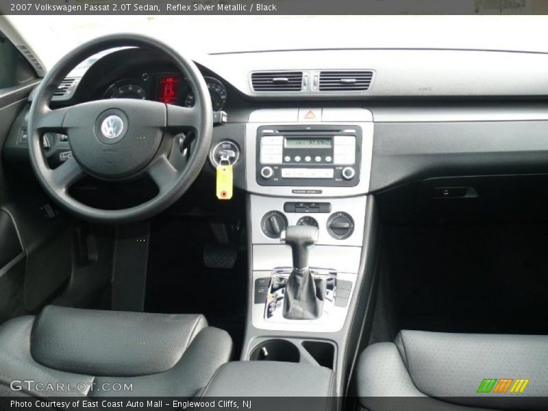 Dashboard of 2007 Passat 2.0T Sedan