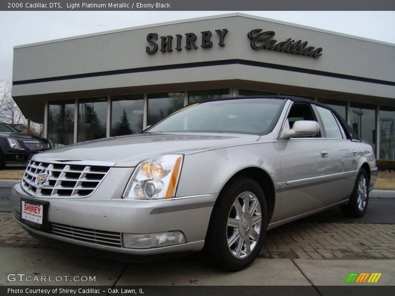 Light Platinum Metallic / Ebony Black 2006 Cadillac DTS