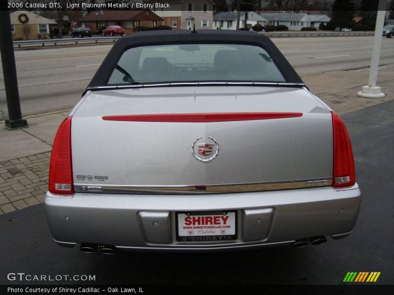 Light Platinum Metallic / Ebony Black 2006 Cadillac DTS