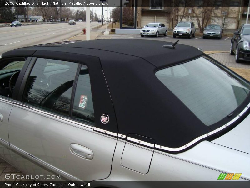 Light Platinum Metallic / Ebony Black 2006 Cadillac DTS