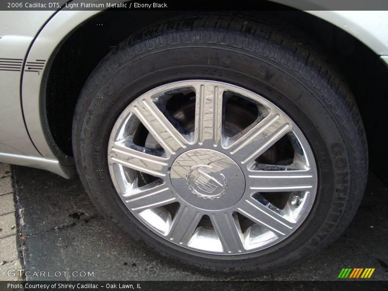 Light Platinum Metallic / Ebony Black 2006 Cadillac DTS