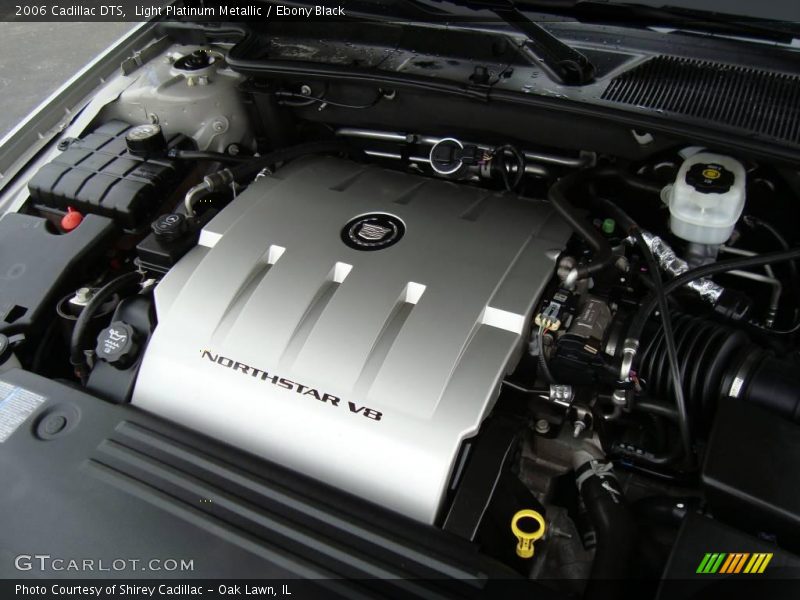 Light Platinum Metallic / Ebony Black 2006 Cadillac DTS