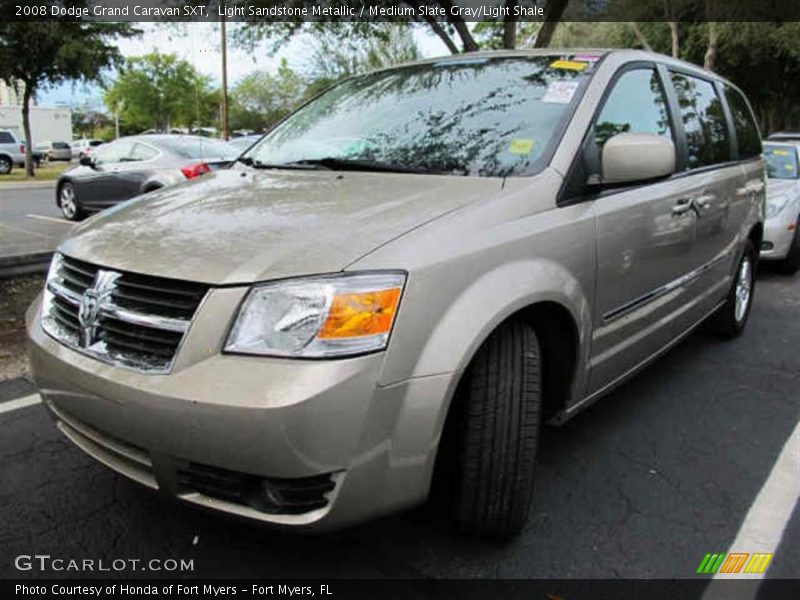 Light Sandstone Metallic / Medium Slate Gray/Light Shale 2008 Dodge Grand Caravan SXT