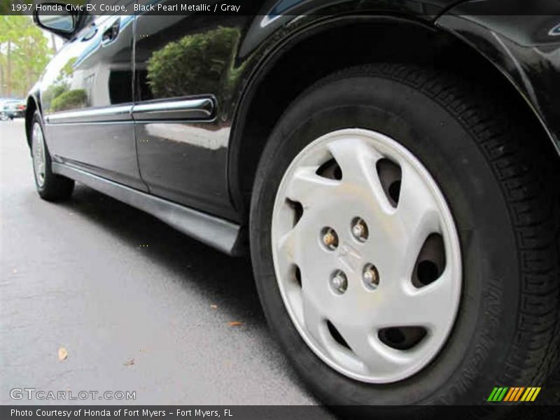 Black Pearl Metallic / Gray 1997 Honda Civic EX Coupe