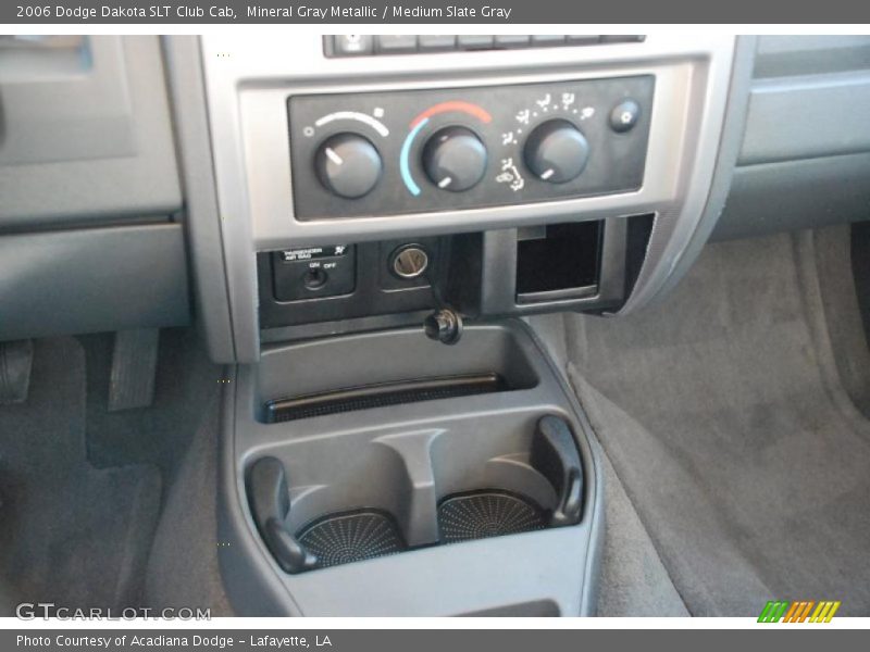 Mineral Gray Metallic / Medium Slate Gray 2006 Dodge Dakota SLT Club Cab