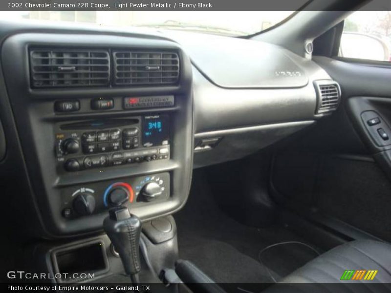 Light Pewter Metallic / Ebony Black 2002 Chevrolet Camaro Z28 Coupe