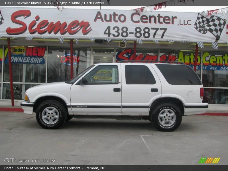 Olympic White / Dark Pewter 1997 Chevrolet Blazer LS 4x4