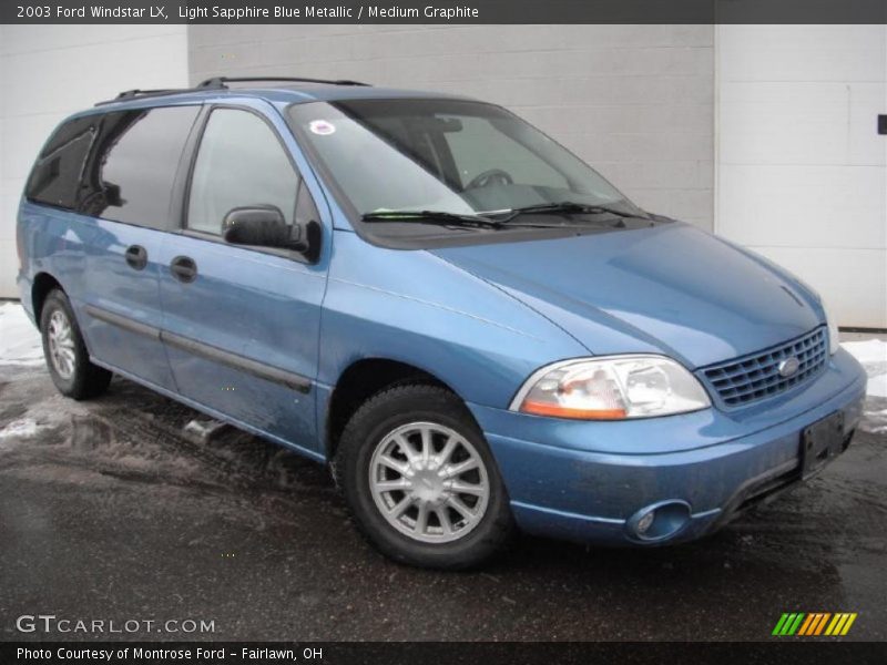 Front 3/4 View of 2003 Windstar LX