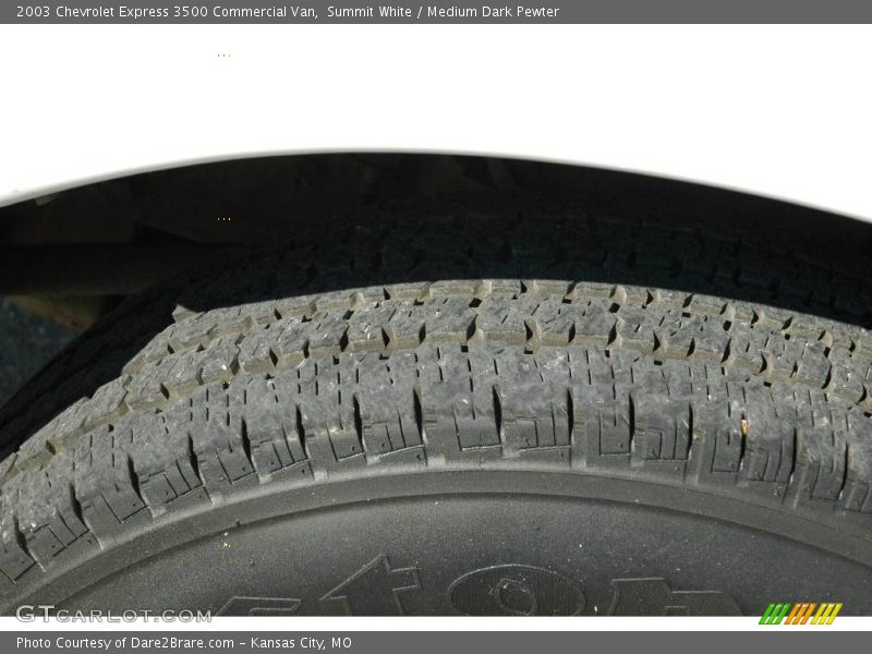 Summit White / Medium Dark Pewter 2003 Chevrolet Express 3500 Commercial Van