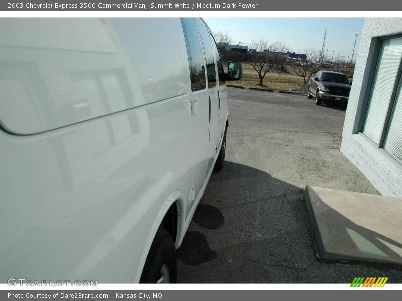 Summit White / Medium Dark Pewter 2003 Chevrolet Express 3500 Commercial Van