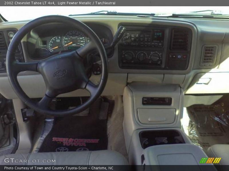 Light Pewter Metallic / Tan/Neutral 2002 Chevrolet Tahoe LT 4x4
