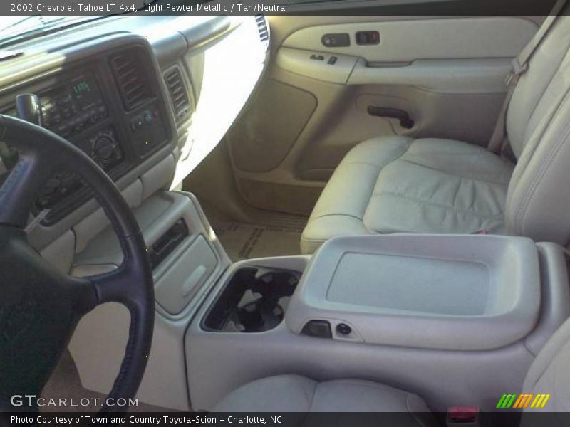Light Pewter Metallic / Tan/Neutral 2002 Chevrolet Tahoe LT 4x4