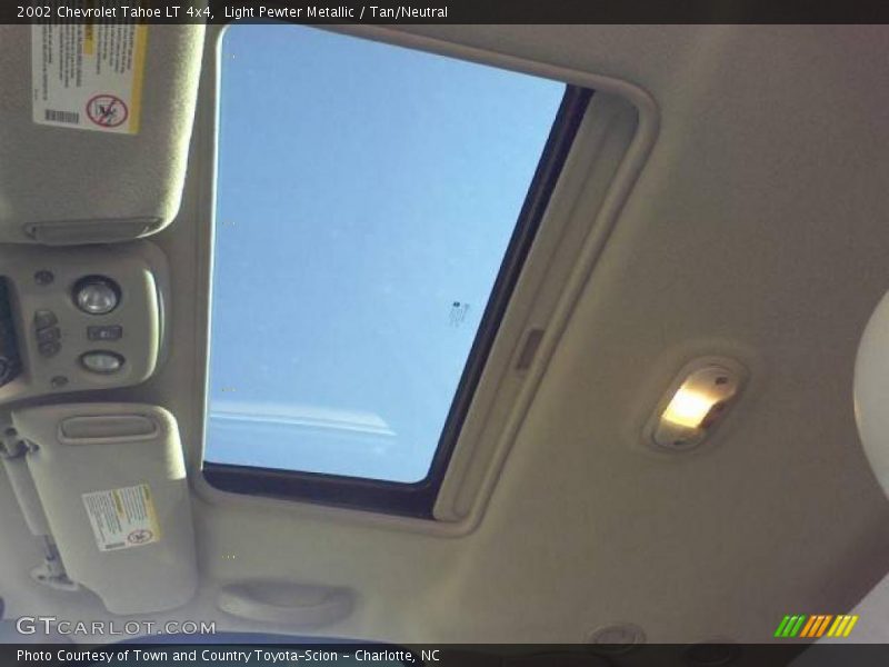 Light Pewter Metallic / Tan/Neutral 2002 Chevrolet Tahoe LT 4x4