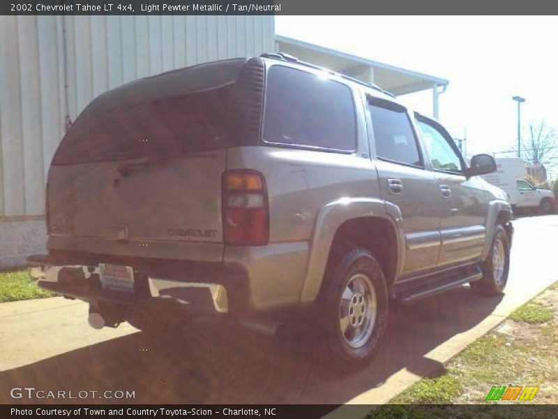 Light Pewter Metallic / Tan/Neutral 2002 Chevrolet Tahoe LT 4x4