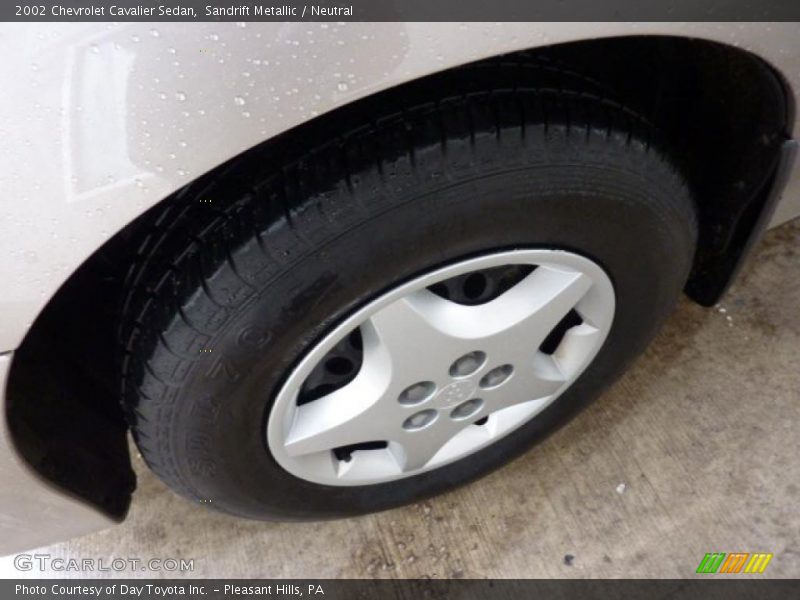 Sandrift Metallic / Neutral 2002 Chevrolet Cavalier Sedan