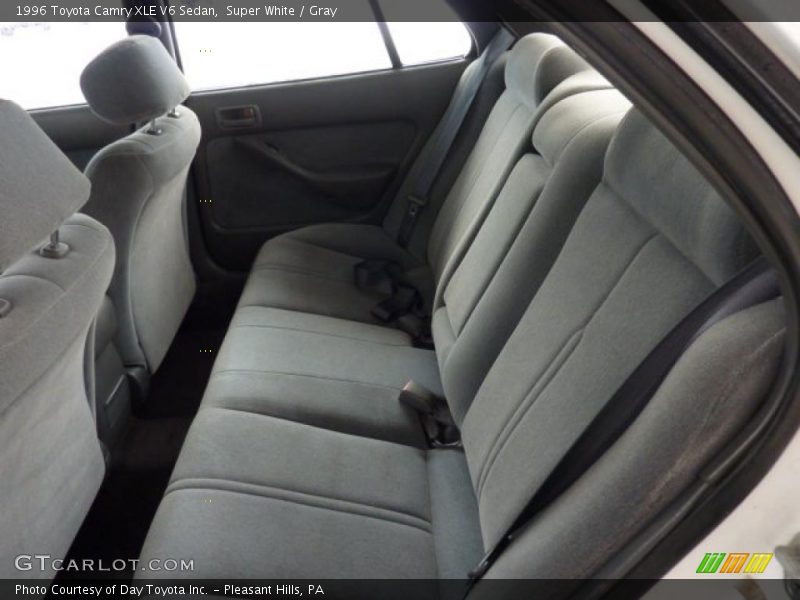 Super White / Gray 1996 Toyota Camry XLE V6 Sedan