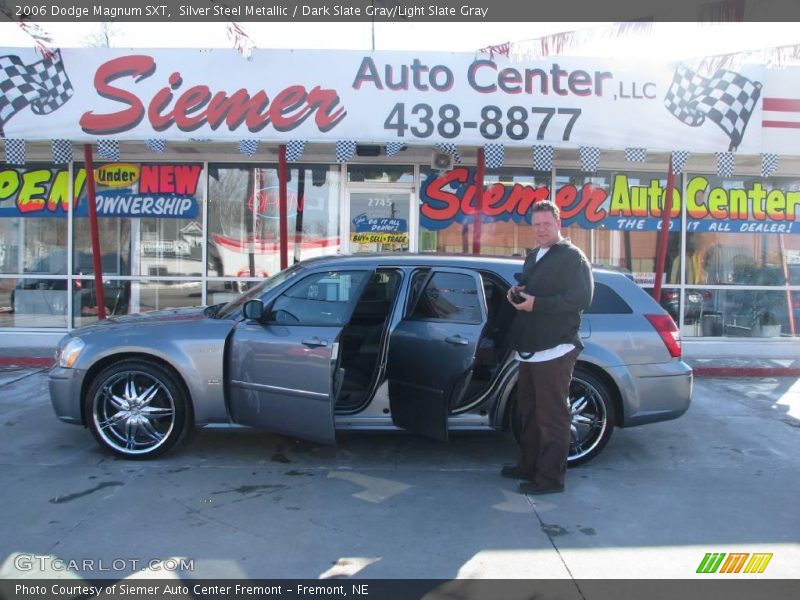 Silver Steel Metallic / Dark Slate Gray/Light Slate Gray 2006 Dodge Magnum SXT